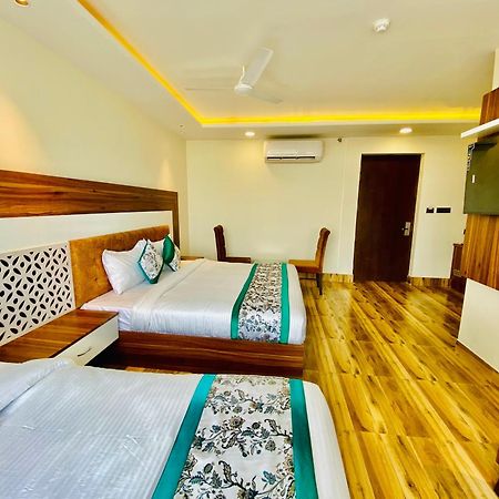 Hotel White House Walking Distance From Golden Temple- With Parking Amritsar Ngoại thất bức ảnh
