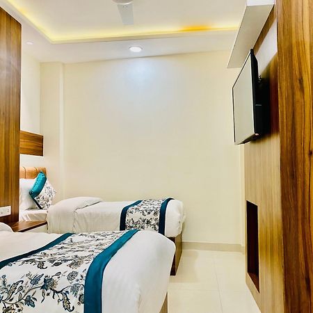 Hotel White House Walking Distance From Golden Temple- With Parking Amritsar Ngoại thất bức ảnh