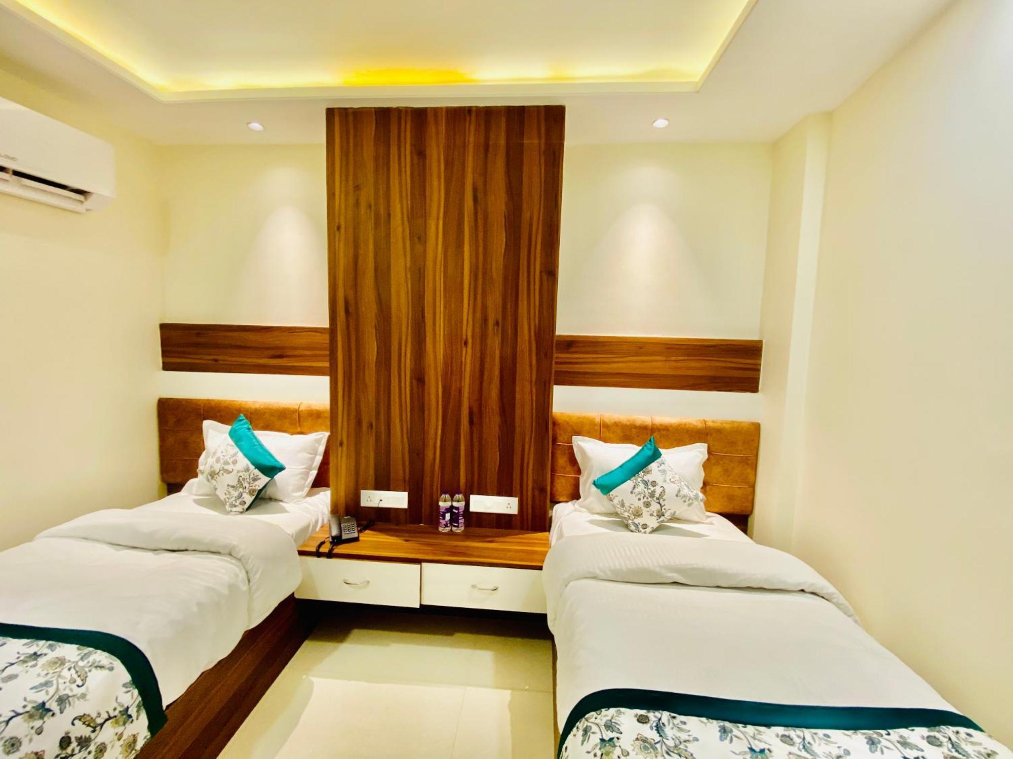 Hotel White House Walking Distance From Golden Temple- With Parking Amritsar Ngoại thất bức ảnh